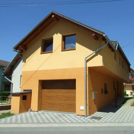 Na Rohacskej *